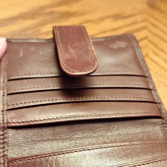 Polo by Ralph Lauren Vintage Leather Bifold Wallet - Picture 11 of 16